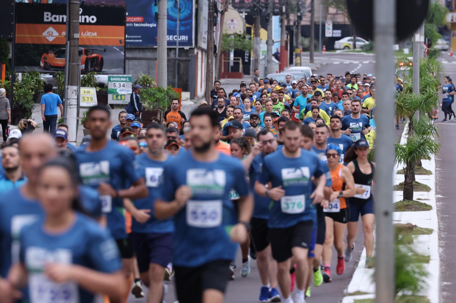 Arquivo: corredores em edição anterior da Maratona Internacional de Santa Maria
